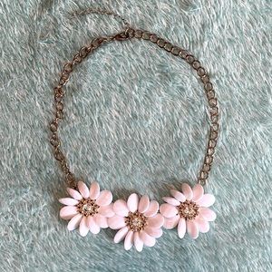 White Daisy Flower Statement Necklace